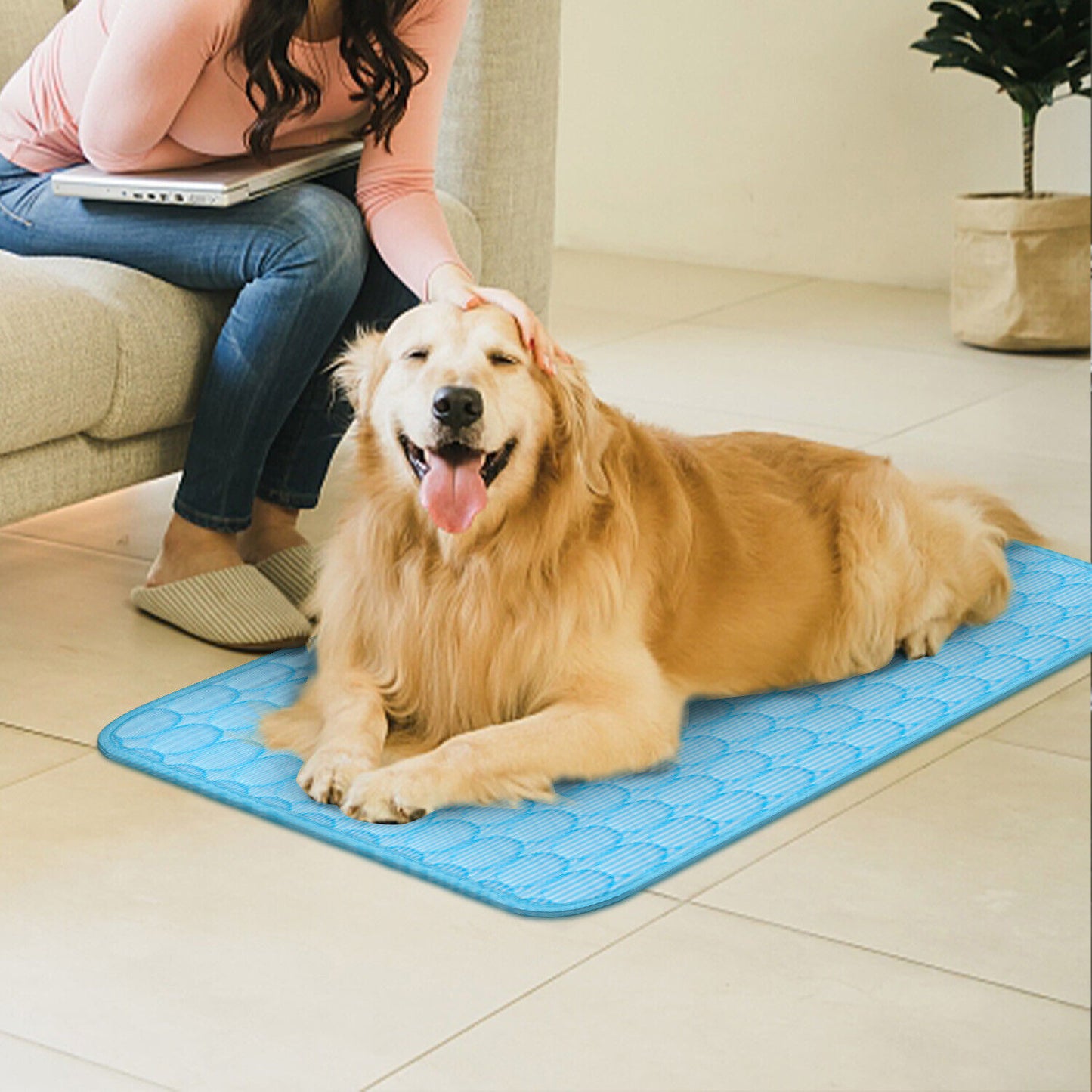 Cooling Pet Mat for Dogs & Cats – Ice Silk Summer Pad, Washable, Non-Slip & Waterproof